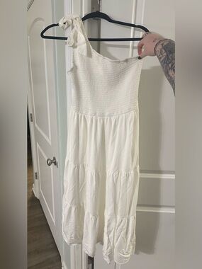 One-Shoulder White Tiered Summer Dress